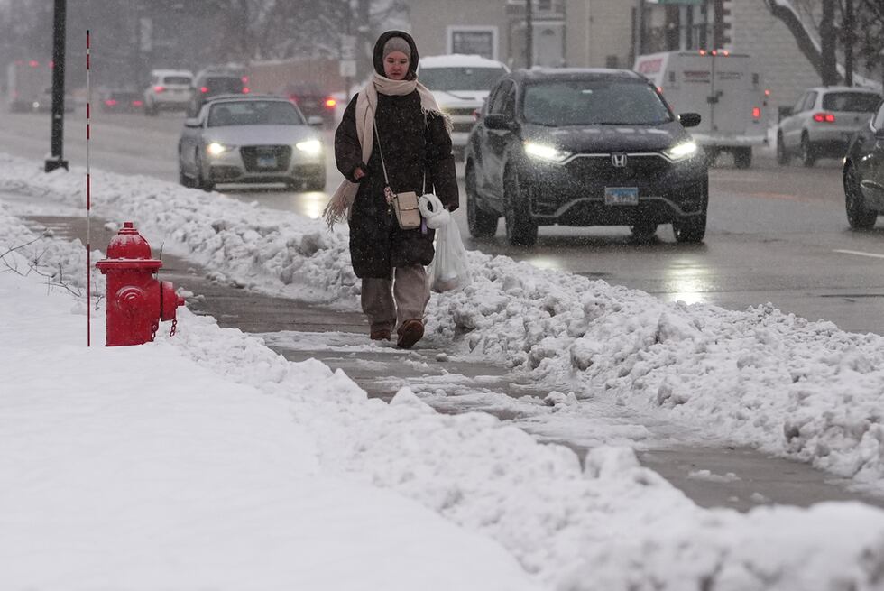 La nevada en Wheeling, Illinois el 1 de diciembre del 2025. (AP foto/Nam Y. Huh)