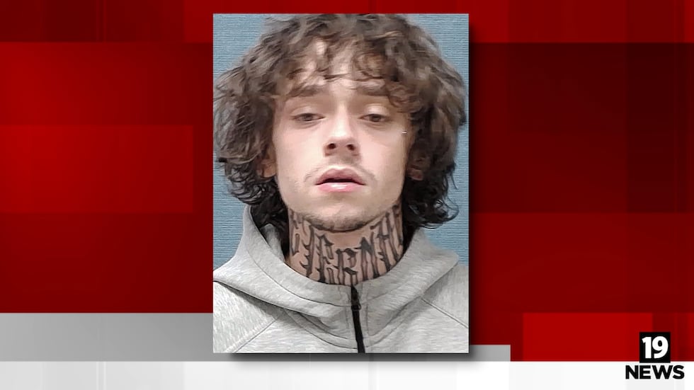 Los registros judiciales muestran que Shane Newman, de 21 años y residente de Plain Township,...